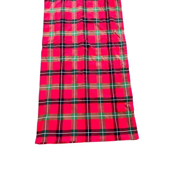 Crate&Barrel Cheers Plaid holidays Christmas tartan tablecloth and napkins set - Picture 2 of 8